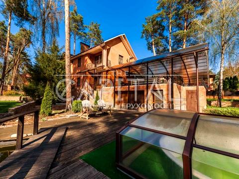 будинок за адресою с. Мощун, Вишнева