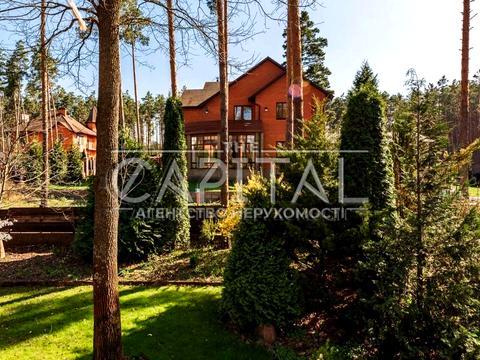 будинок за адресою с. Мощун, Вишнева