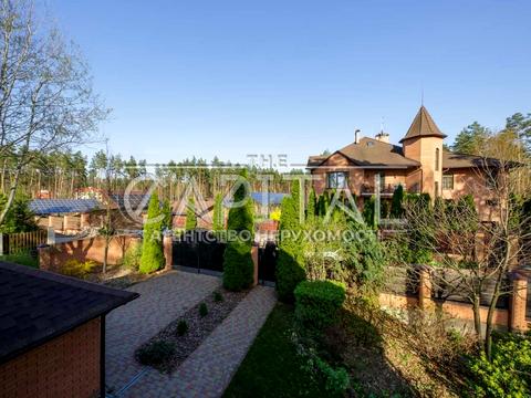 будинок за адресою с. Мощун, Вишнева