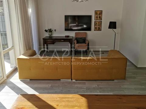 дом по адресу с. Петропавловская Борщаговка, Винницкая ул., 3