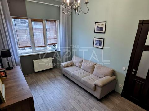 дом по адресу с. Петропавловская Борщаговка, Винницкая ул., 3