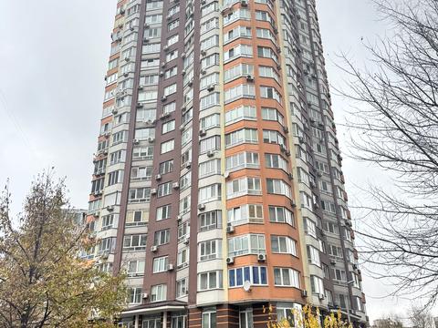 комерційна за адресою Урлівська вул., 40