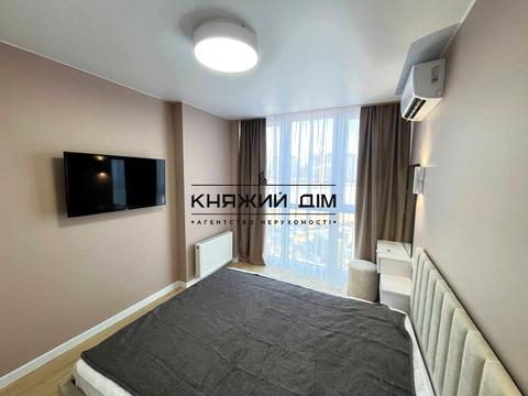 квартира за адресою Дніпровська набережна вул., 17-К