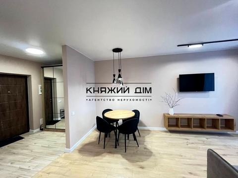 квартира за адресою Дніпровська набережна вул., 17-К