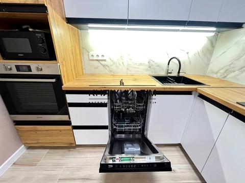 квартира за адресою Дніпровська набережна вул., 17-К