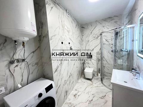 квартира за адресою Дніпровська набережна вул., 17-К