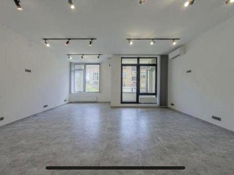 комерційна за адресою Івана Федорова вул., 2-А