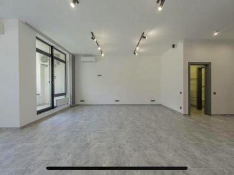 комерційна за адресою Івана Федорова вул., 2-А