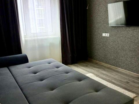 квартира за адресою Полковника Гуляєва просп. (Маршала Жукова), 111