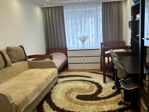 квартира по адресу Декабристов ул., 25