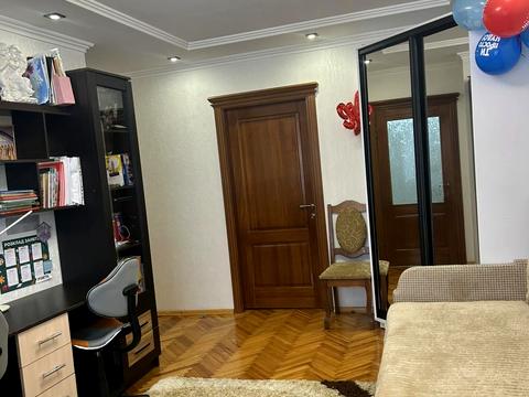 квартира по адресу Декабристов ул., 25