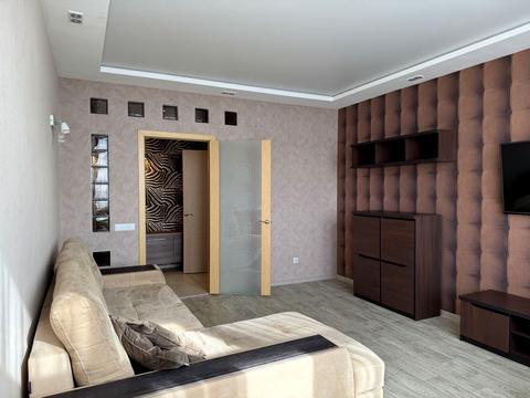 квартира за адресою Авіаконструктора Ігоря Сікорського вул. (Танкова), 4-В