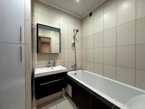 квартира за адресою Авіаконструктора Ігоря Сікорського вул. (Танкова), 4-В