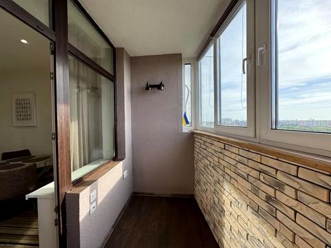 квартира за адресою Авіаконструктора Ігоря Сікорського вул. (Танкова), 4-В