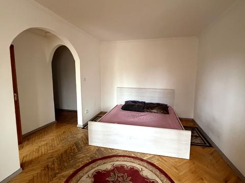 квартира за адресою Михайла Донця вул., 18