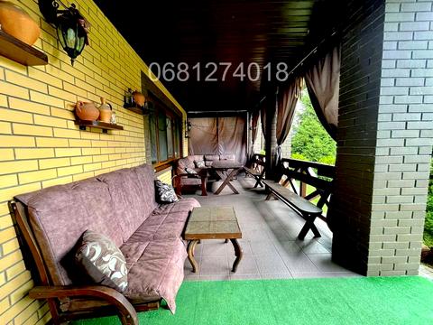 будинок за адресою Вишнева