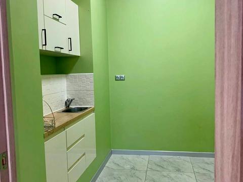 комерційна за адресою Мечникова вул., 11