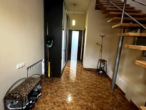 квартира по адресу Ефремова ул., 25