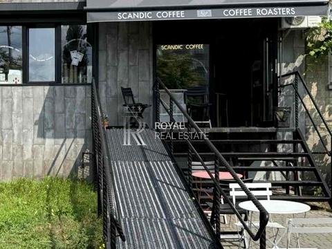 коммерческая по адресу Уинстона Черчилля ул. (Красноткацкая), 25