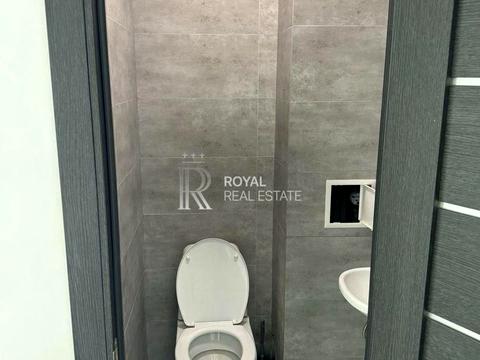 коммерческая по адресу Уинстона Черчилля ул. (Красноткацкая), 25