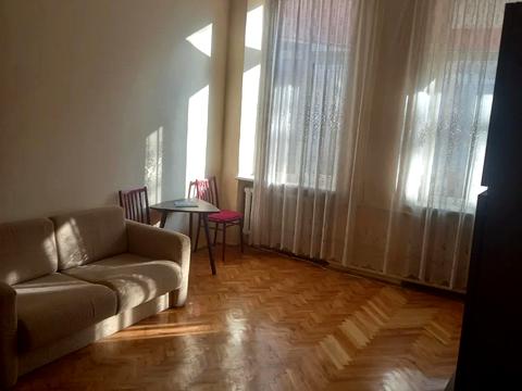 квартира за адресою Українська вул., 14