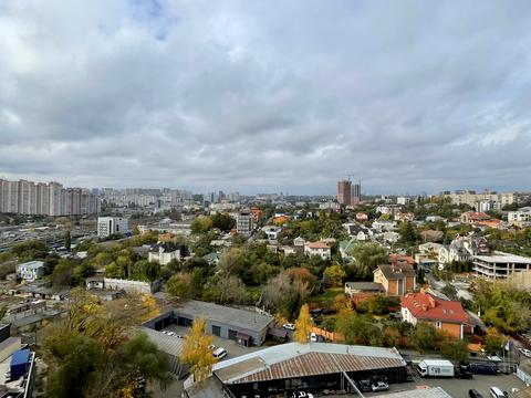 квартира за адресою Андрія Верхогляда вул. (Михайла Драгомирова), 30