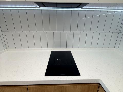 квартира за адресою Салютна вул., 2к6