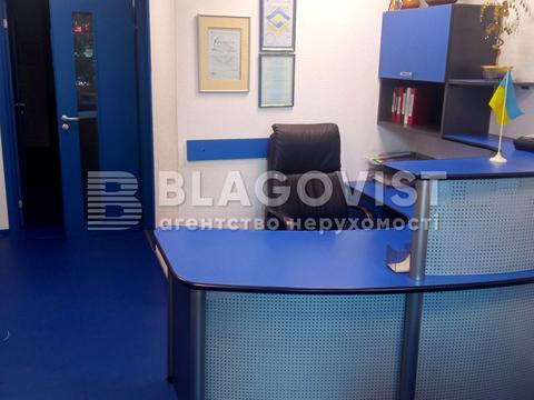 комерційна за адресою Братства Тарасівців вул. (Декабристів), 9