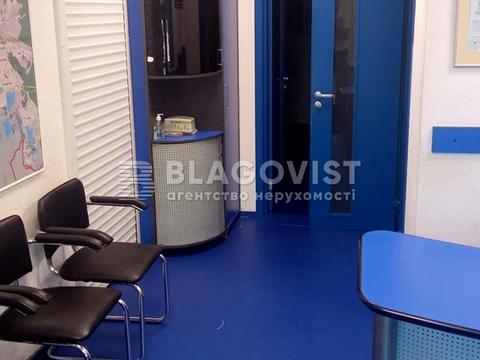 комерційна за адресою Братства Тарасівців вул. (Декабристів), 9