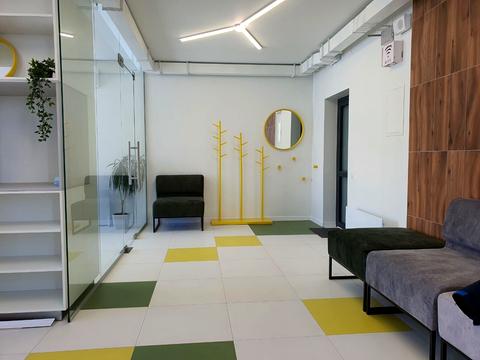 комерційна за адресою Стрийська вул., 108