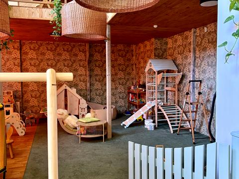 комерційна за адресою Київська вул., 235