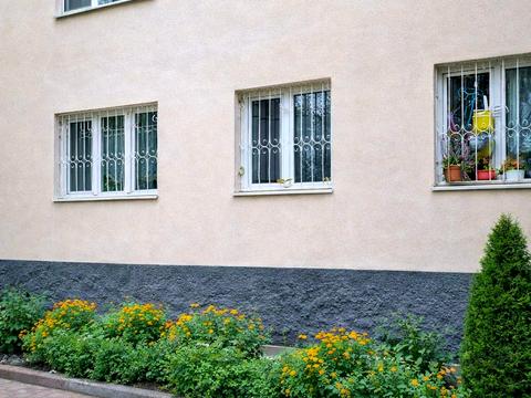 комерційна за адресою Героїв Прикордонників вул., 3