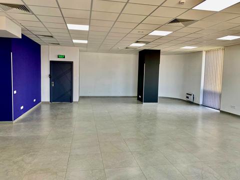 комерційна за адресою Мечникова вул., 11