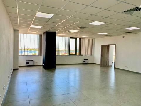 комерційна за адресою Мечникова вул., 11