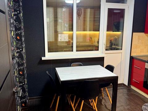 квартира за адресою Червоної Калини просп. (Володимира Маяковського), 70