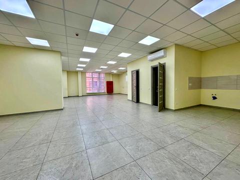 комерційна за адресою Мечникова вул., 19