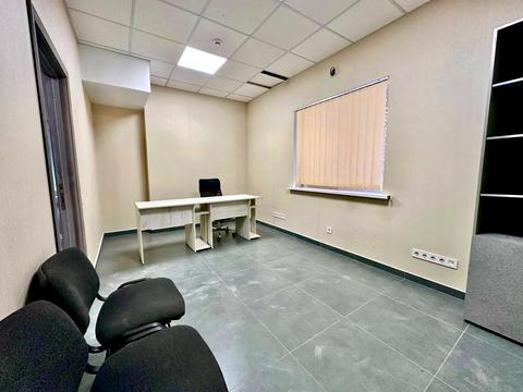 комерційна за адресою Мечникова вул., 19