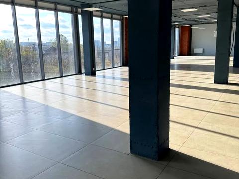 комерційна за адресою Пилипа Орлика просп. (Ілліча), 20