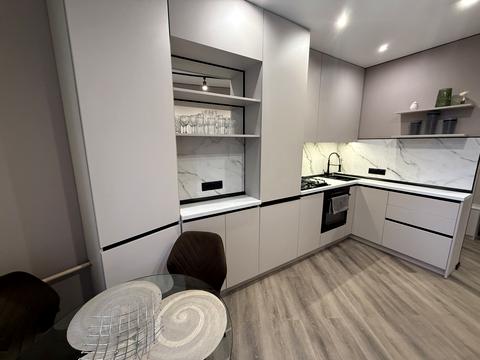 квартира за адресою Героїв Небесної Сотні просп., (Будинок 20/10)