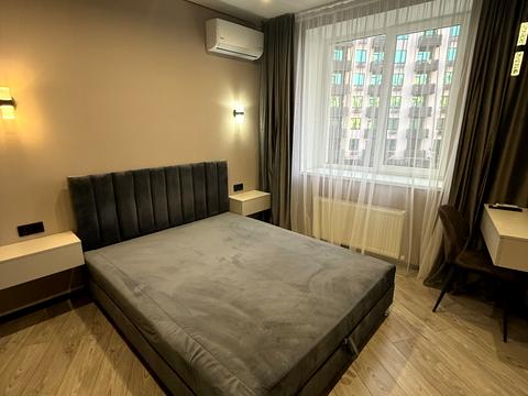 квартира за адресою Героїв Небесної Сотні просп., (Будинок 20/10)