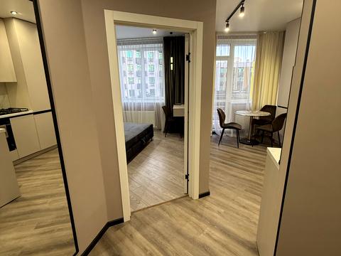 квартира за адресою Героїв Небесної Сотні просп., (Будинок 20/10)