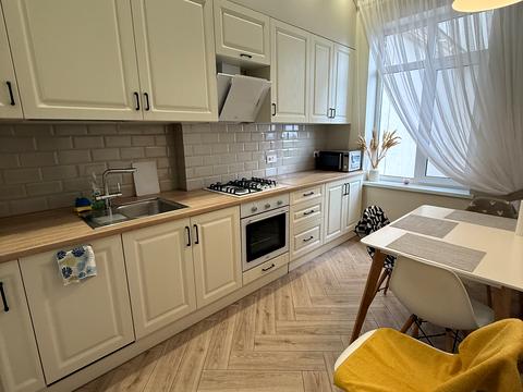 квартира за адресою с. Фонтанка, Грецька вул., 2