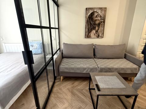 квартира за адресою с. Фонтанка, Грецька вул., 2