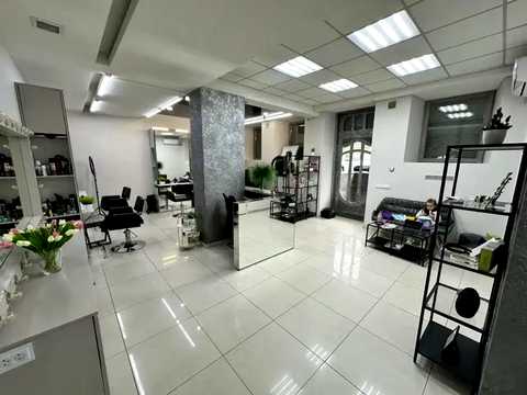 комерційна за адресою Старокозацька вул. (Комсомольська), 57