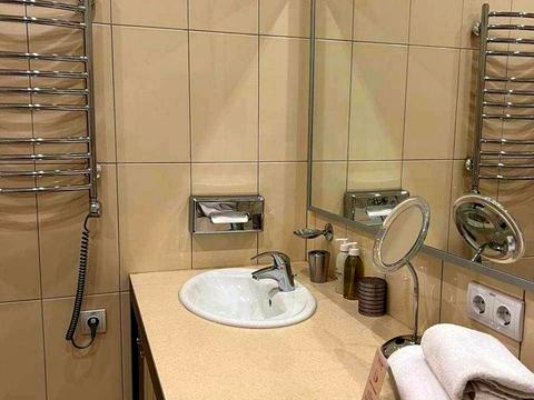 квартира за адресою Київ, Дмитрівська вул., 62/20