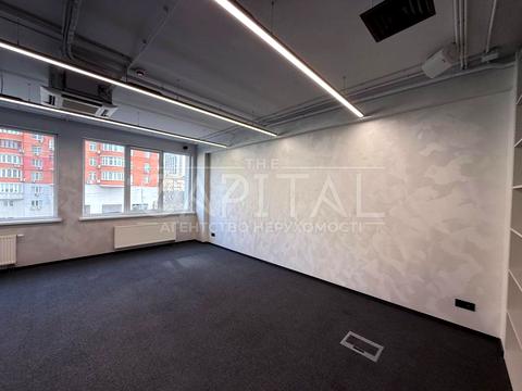 коммерческая по адресу Златоустовская ул., 3