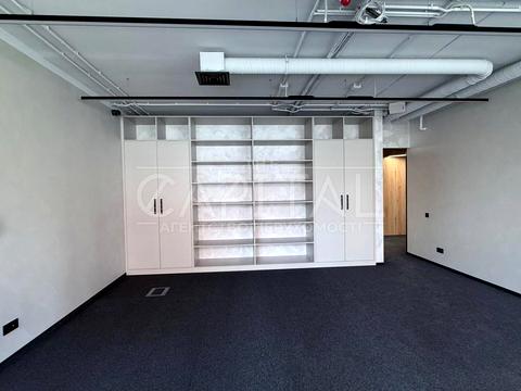 коммерческая по адресу Златоустовская ул., 3