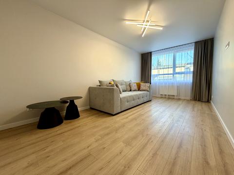 квартира за адресою Володимира Навроцького вул., 31-А