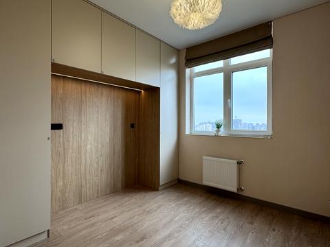 квартира за адресою Краснова вул., 1-В