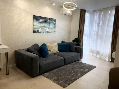 квартира за адресою Київ, Драгоманова вул., 2-Б